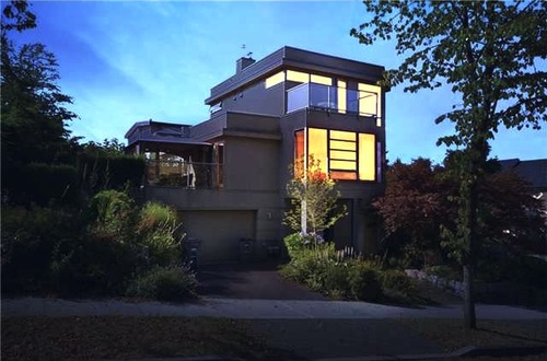 V930159-2004-4TH-1-EASTVAN-MODERN-DUPLEX-FOR-SALE