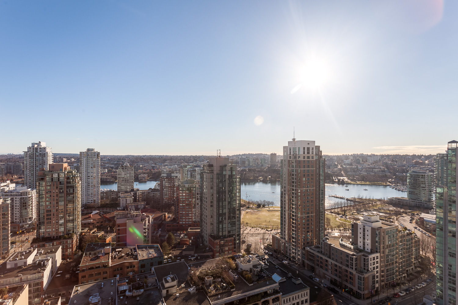 2401 1238 richards street web 23