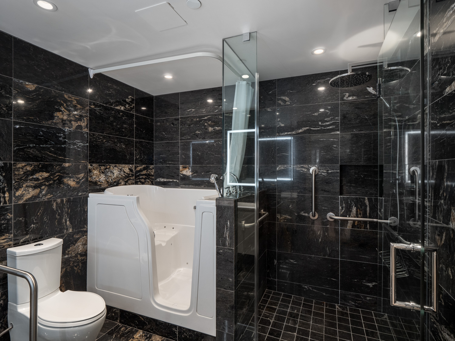 Luxury Bathroom  1600 hornby street web 17