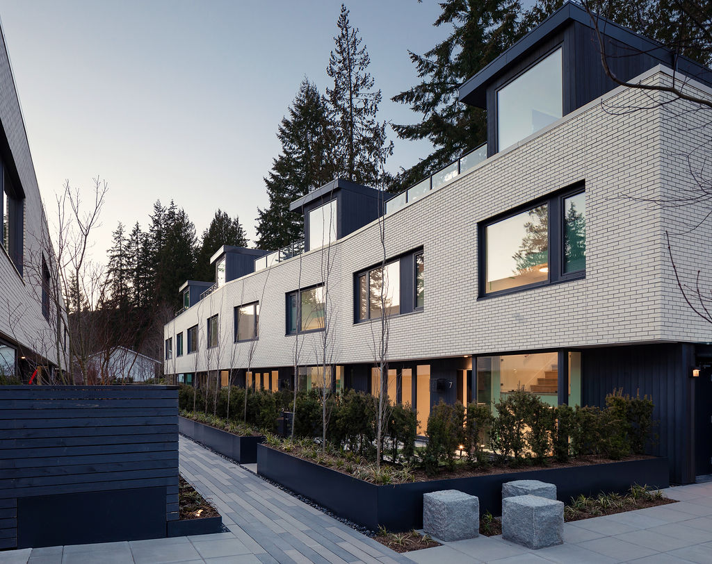 Modern Homes North Vancouver